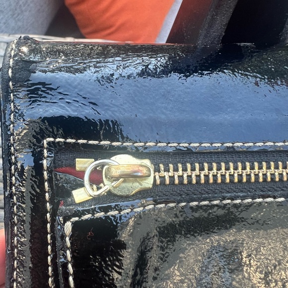 Dooney & Bourke Black patent Leather Medium Wallet - Picture 11 of 13
